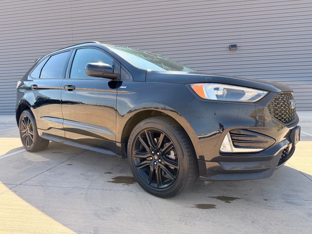 2021 Ford Edge ST Line