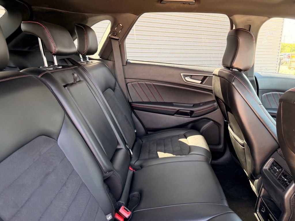2021 Ford Edge ST Line