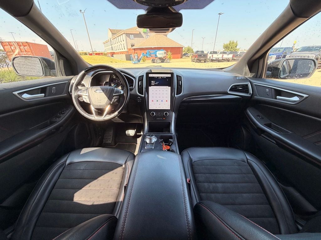 2021 Ford Edge ST Line