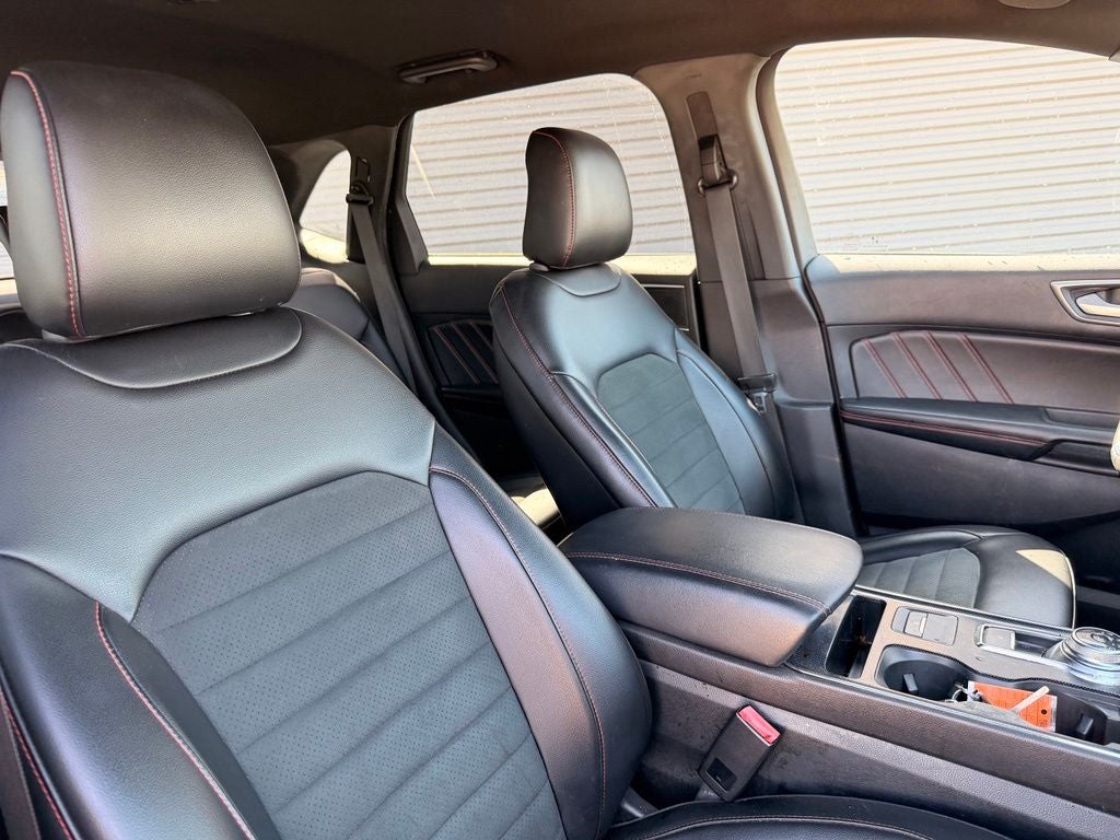 2021 Ford Edge ST Line