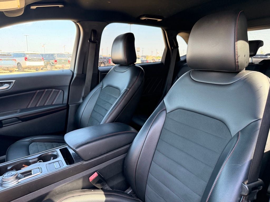 2021 Ford Edge ST Line