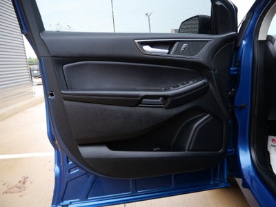 2022 Ford Edge SE AWD | Black Appearance Pkg