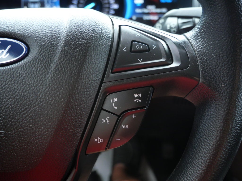 2022 Ford Edge SE AWD | Black Appearance Pkg