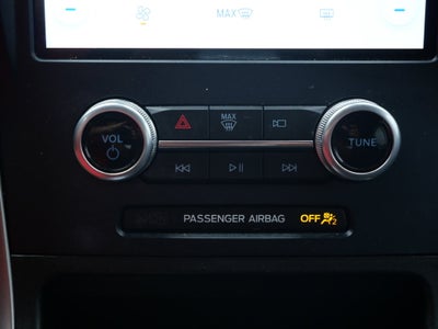 2022 Ford Edge SE AWD | Black Appearance Pkg