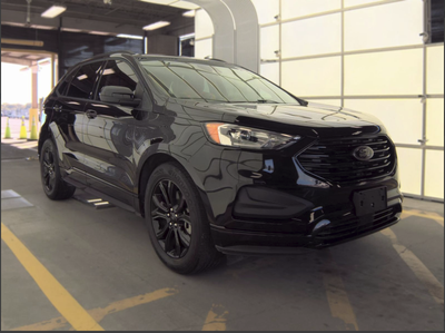 2022 Ford Edge SE AWD | Black Appearance Pkg