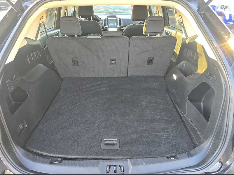 2022 Ford Edge SE AWD | Black Appearance Pkg