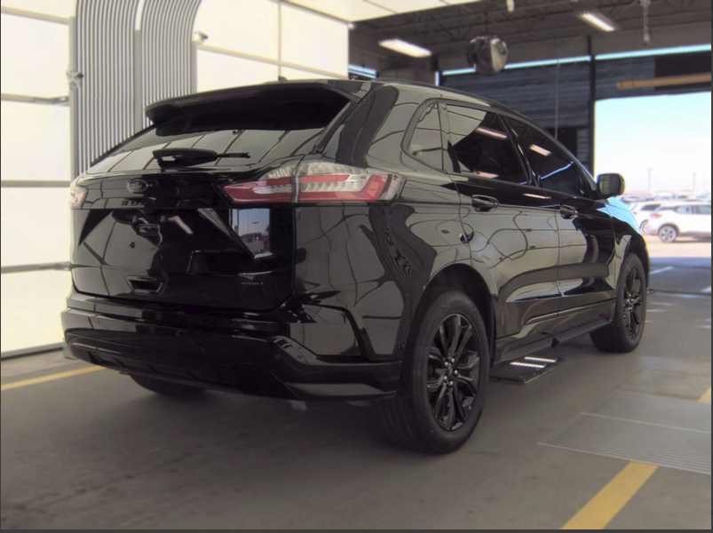 2022 Ford Edge SE AWD | Black Appearance Pkg