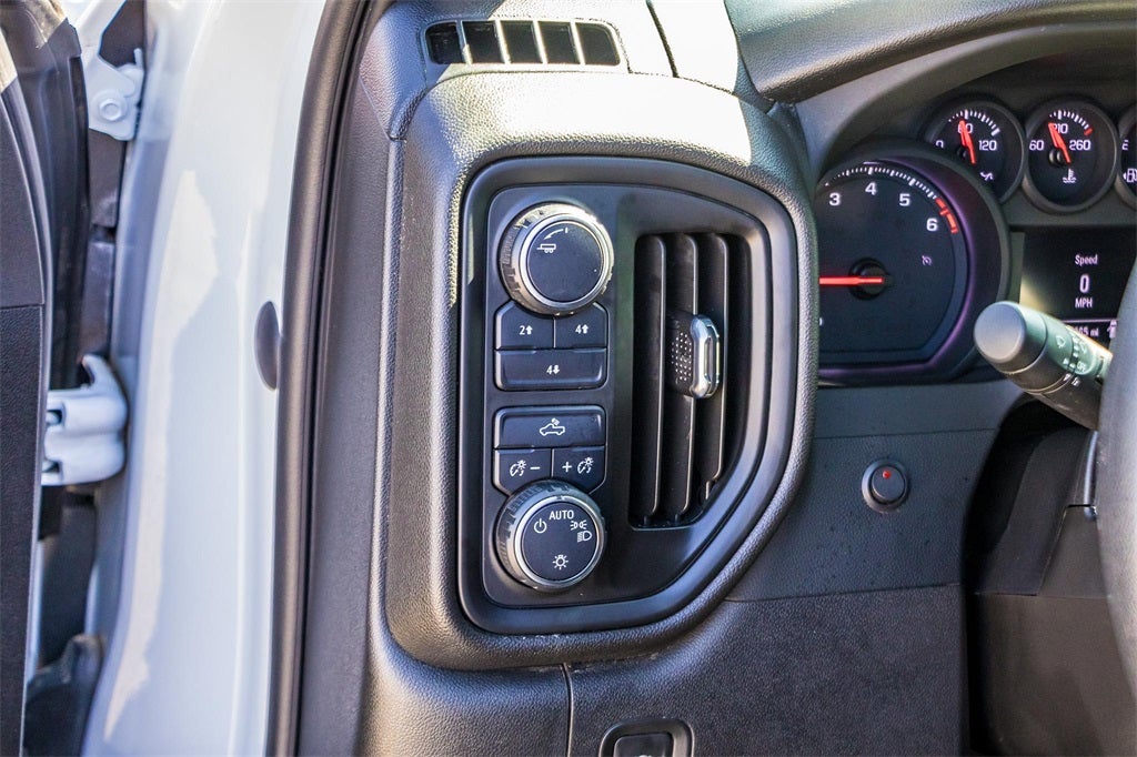 2023 Chevrolet Silverado 2500HD Custom