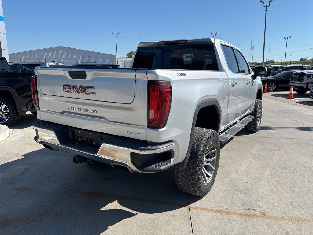 2021 GMC Sierra 1500 SLT