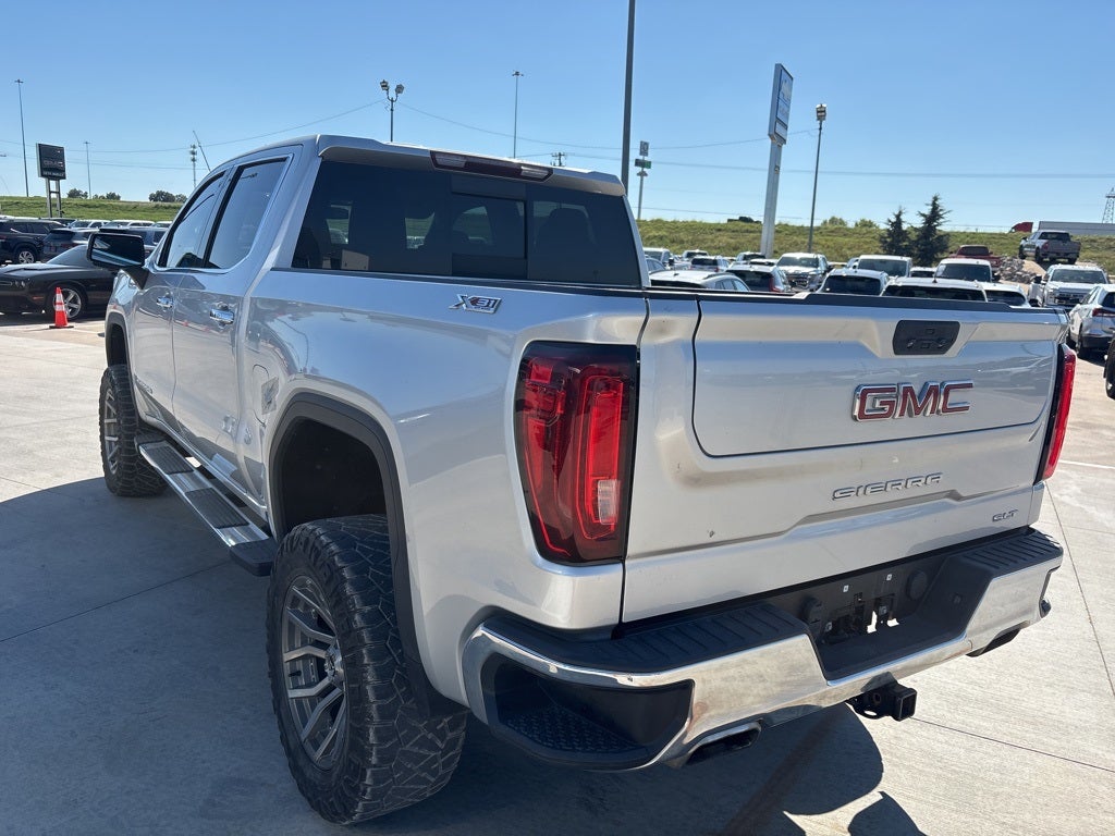 2021 GMC Sierra 1500 SLT