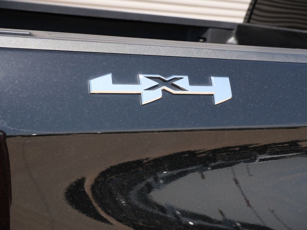 2025 GMC Sierra 1500 SLT 4WD | 5.3L V8