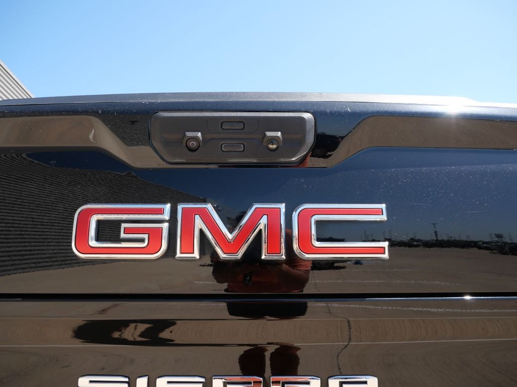 2025 GMC Sierra 1500 SLT 4WD | 5.3L V8