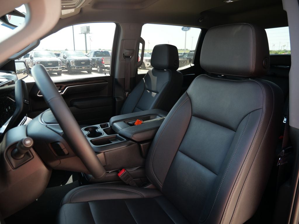2025 GMC Sierra 1500 SLT 4WD | 5.3L V8