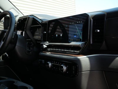 2025 GMC Sierra 1500 SLT 4WD | 5.3L V8