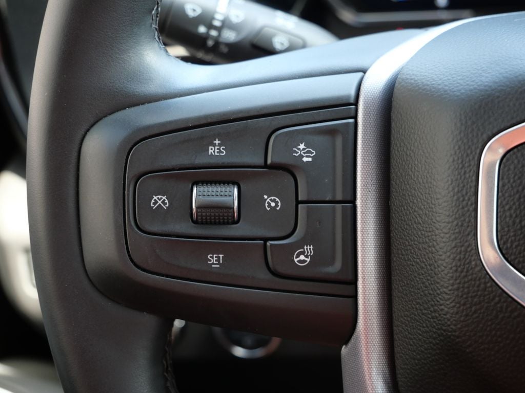 2025 GMC Sierra 1500 SLT 4WD | 5.3L V8
