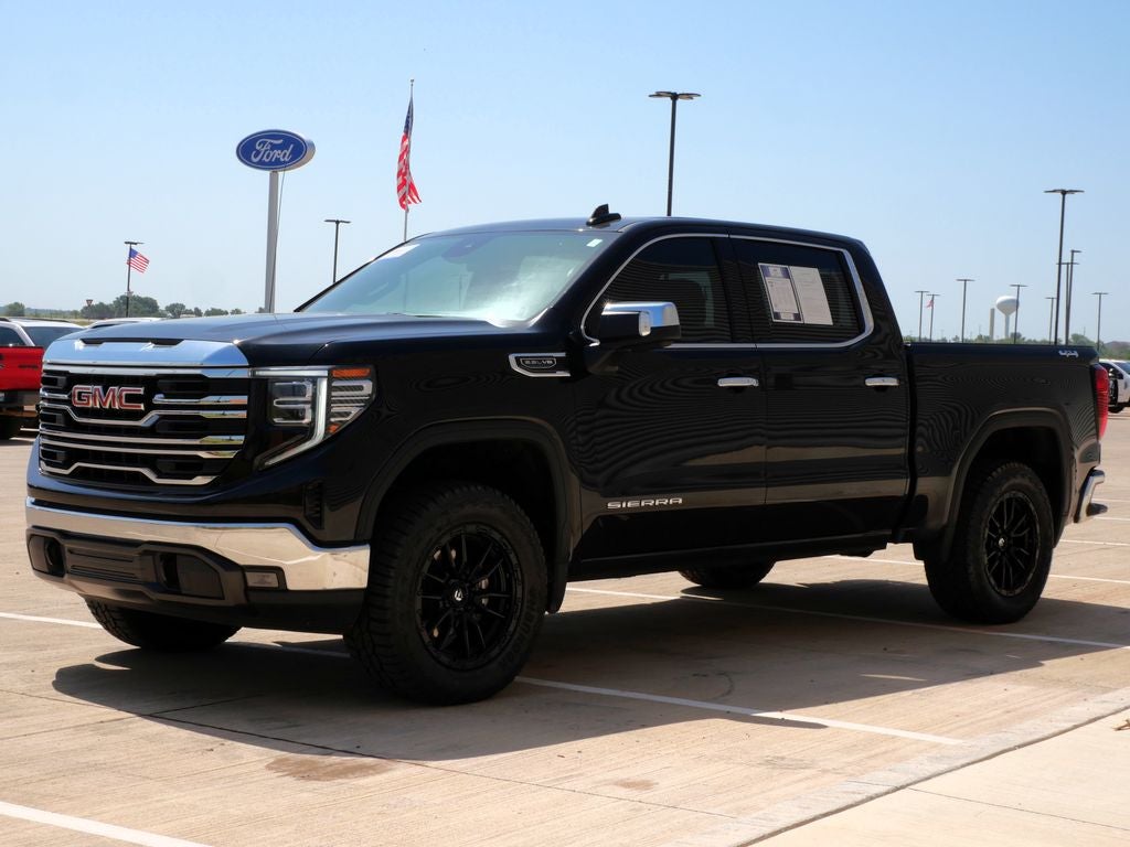 2025 GMC Sierra 1500 SLT 4WD | 5.3L V8