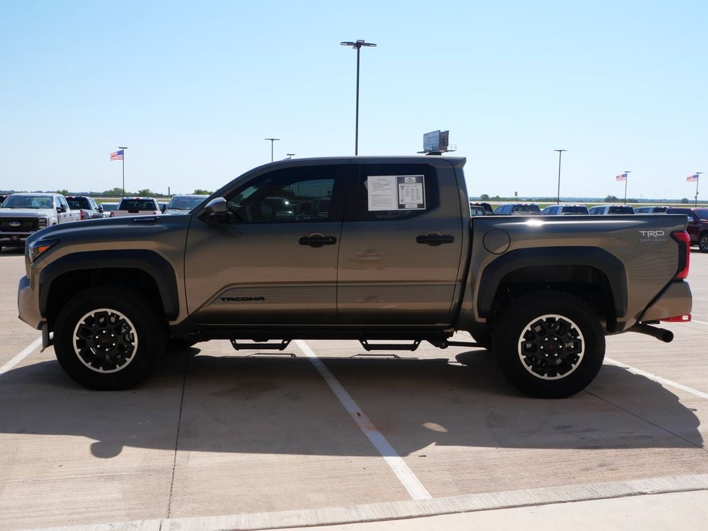 2025 Toyota Tacoma Hybrid TRD Off Road