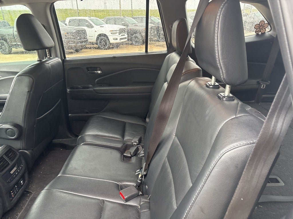 2017 Honda Pilot EX-L w/Rear Entertainment System