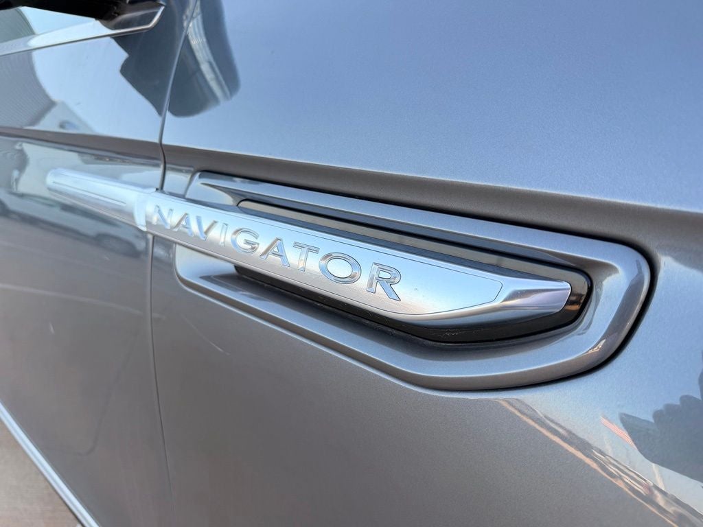 2021 Lincoln Navigator Reserve 4WD | Luxury Pkg