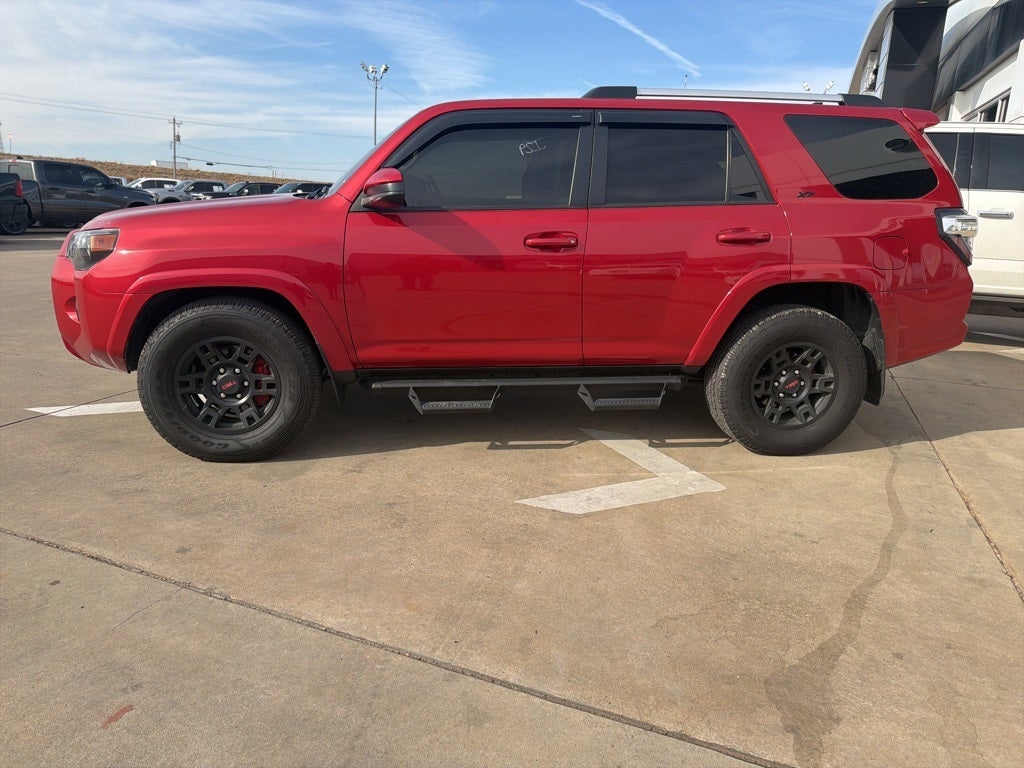 2022 Toyota 4Runner SR5