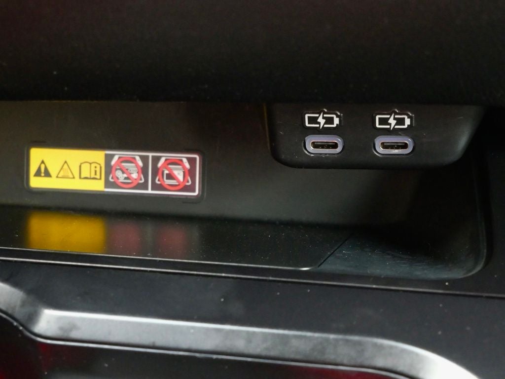 2023 Lexus UX 250h F SPORT Handling