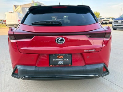 2023 Lexus UX 250h F SPORT Handling