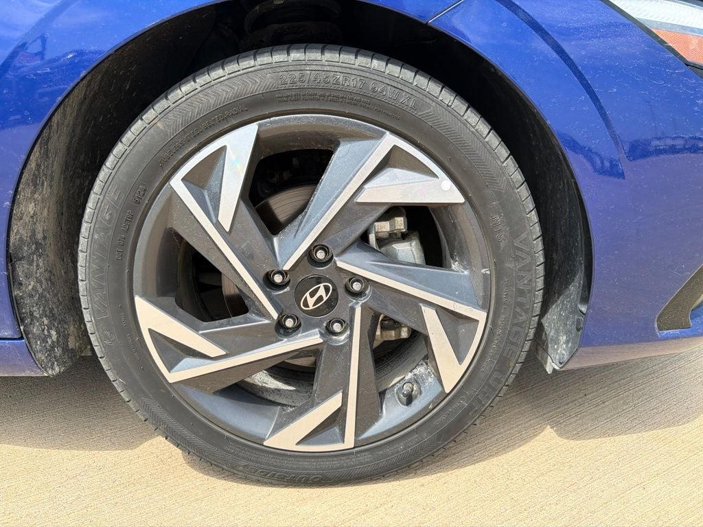 2024 Hyundai Elantra Limited