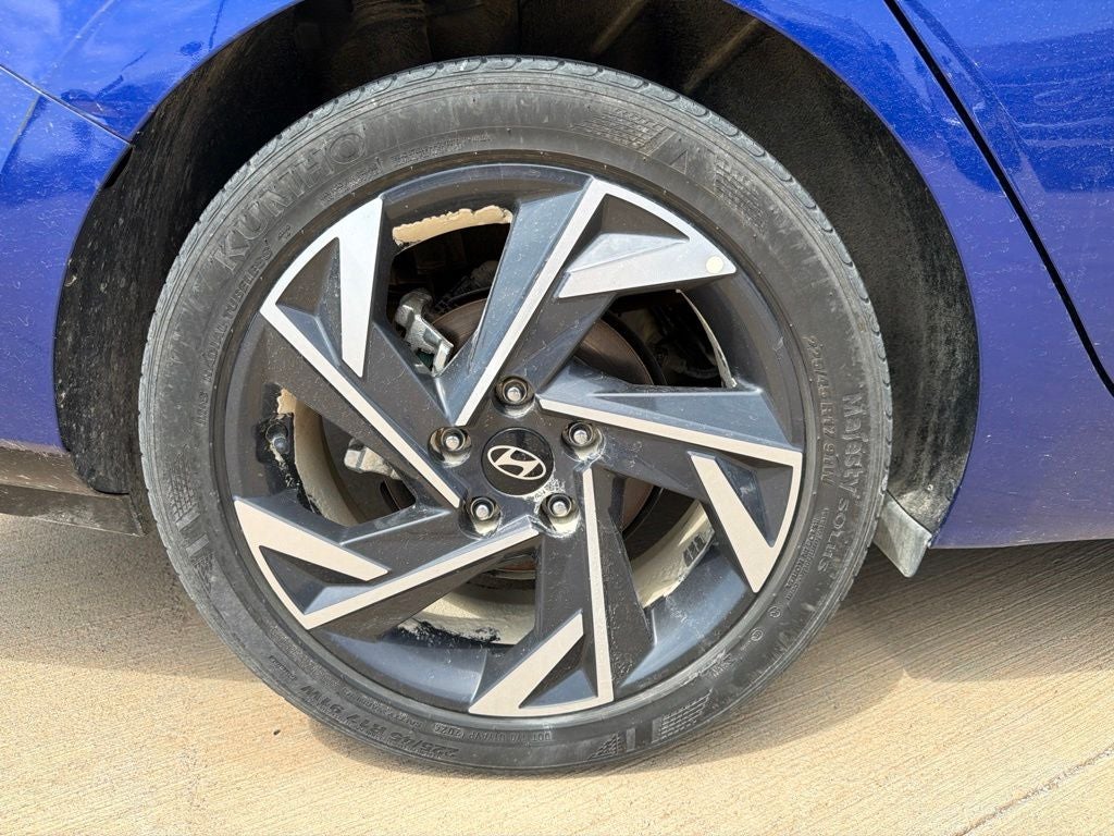 2024 Hyundai Elantra Limited