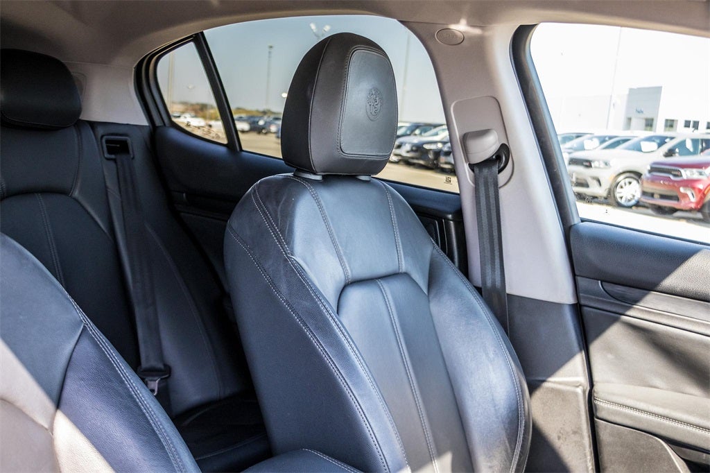 2018 Alfa Romeo Stelvio Base