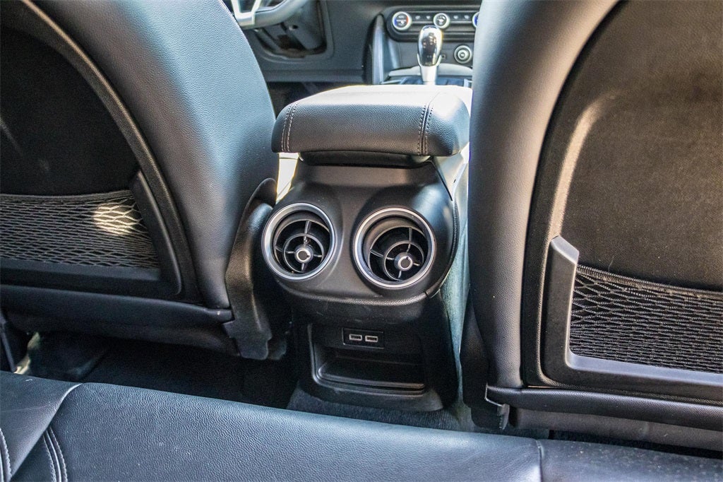 2018 Alfa Romeo Stelvio Base