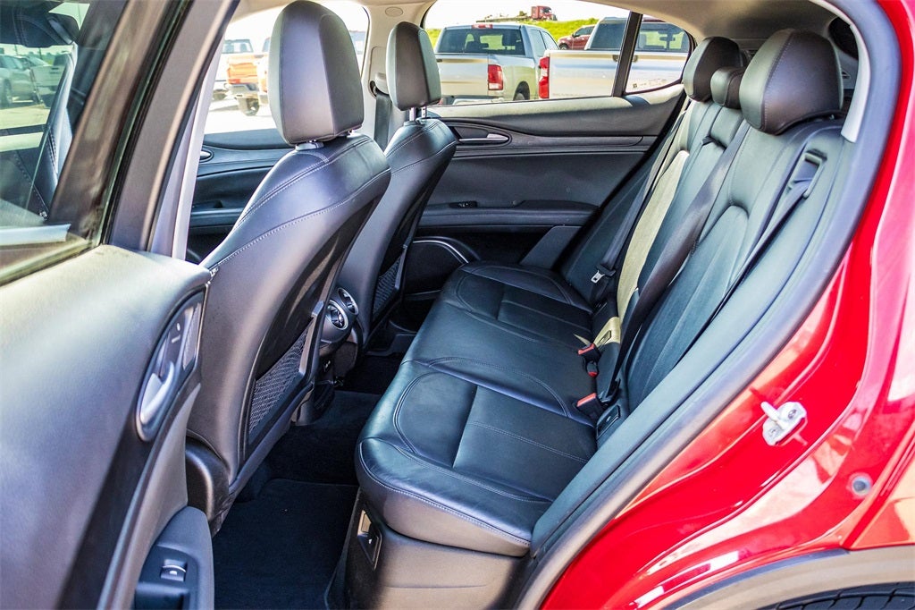 2018 Alfa Romeo Stelvio Base