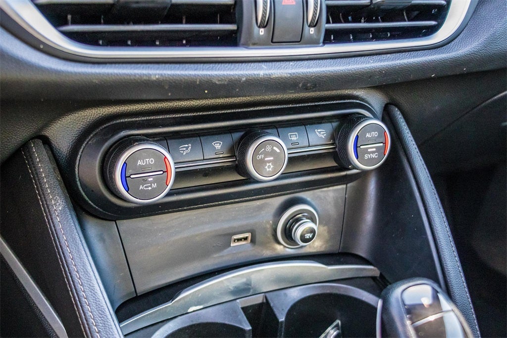 2018 Alfa Romeo Stelvio Base