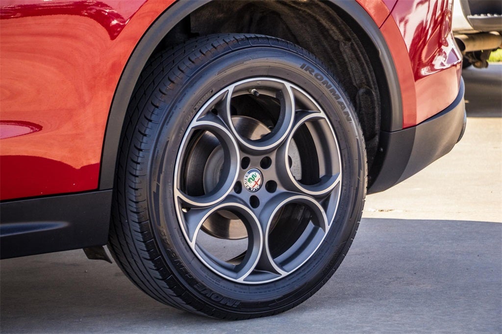 2018 Alfa Romeo Stelvio Base